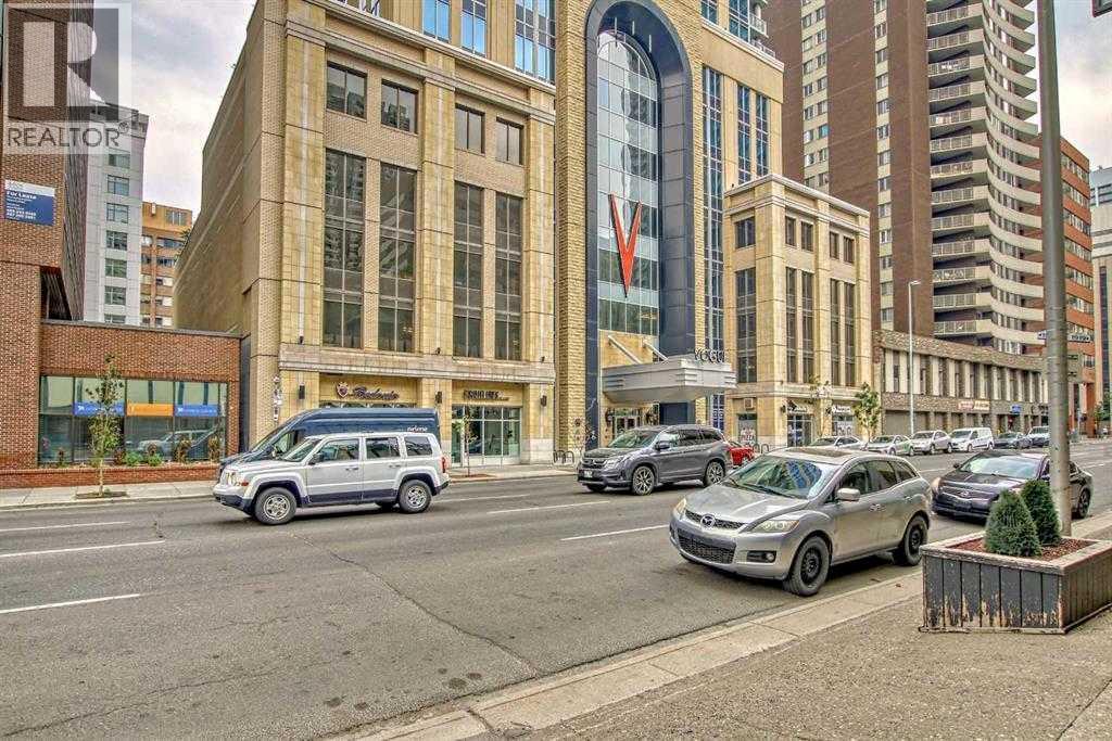 Retail for Sale in   Avenue SW Downtown Commercial Core Calgary 