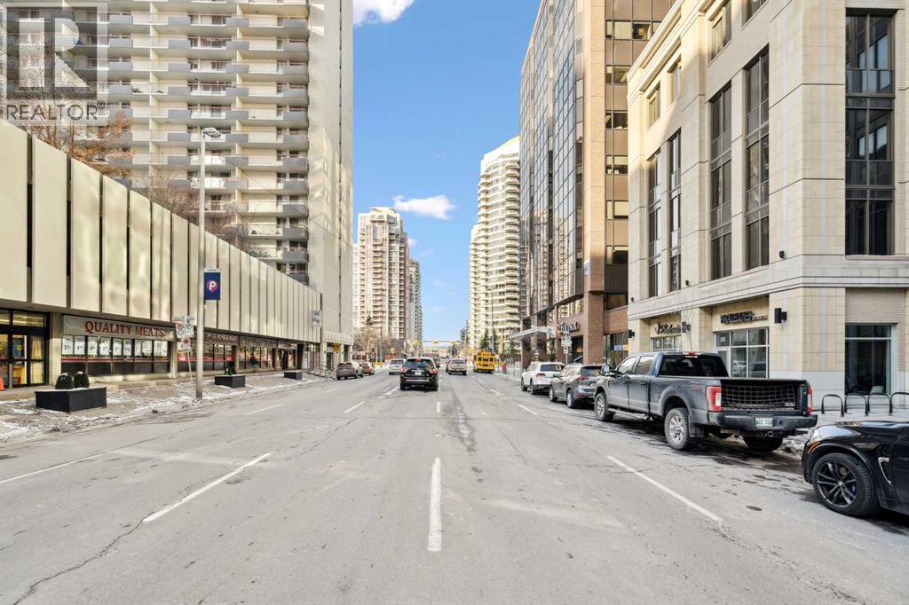 Retail for Sale in   Avenue SW Downtown Commercial Core Calgary 