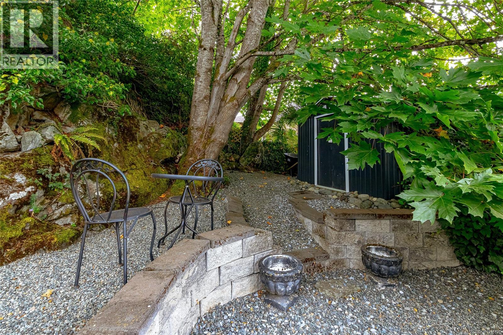 1021 Scottswood Lane, Saanich