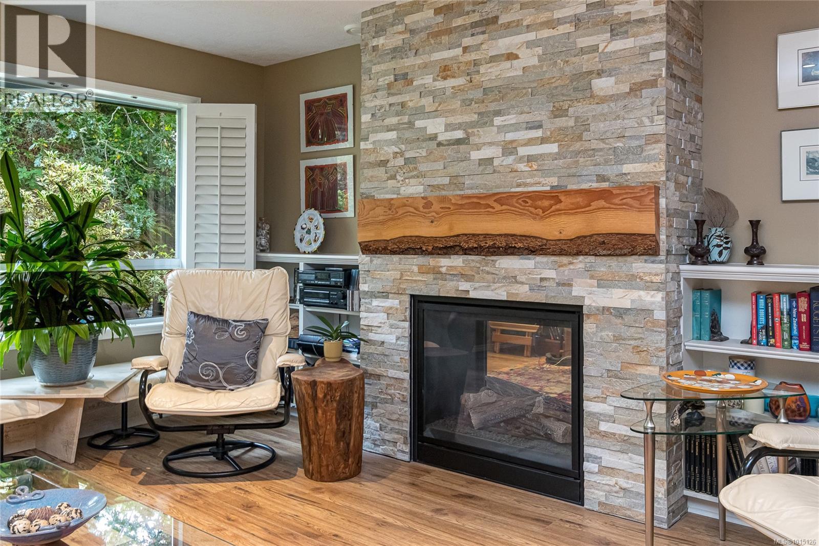 1021 Scottswood Lane, Saanich