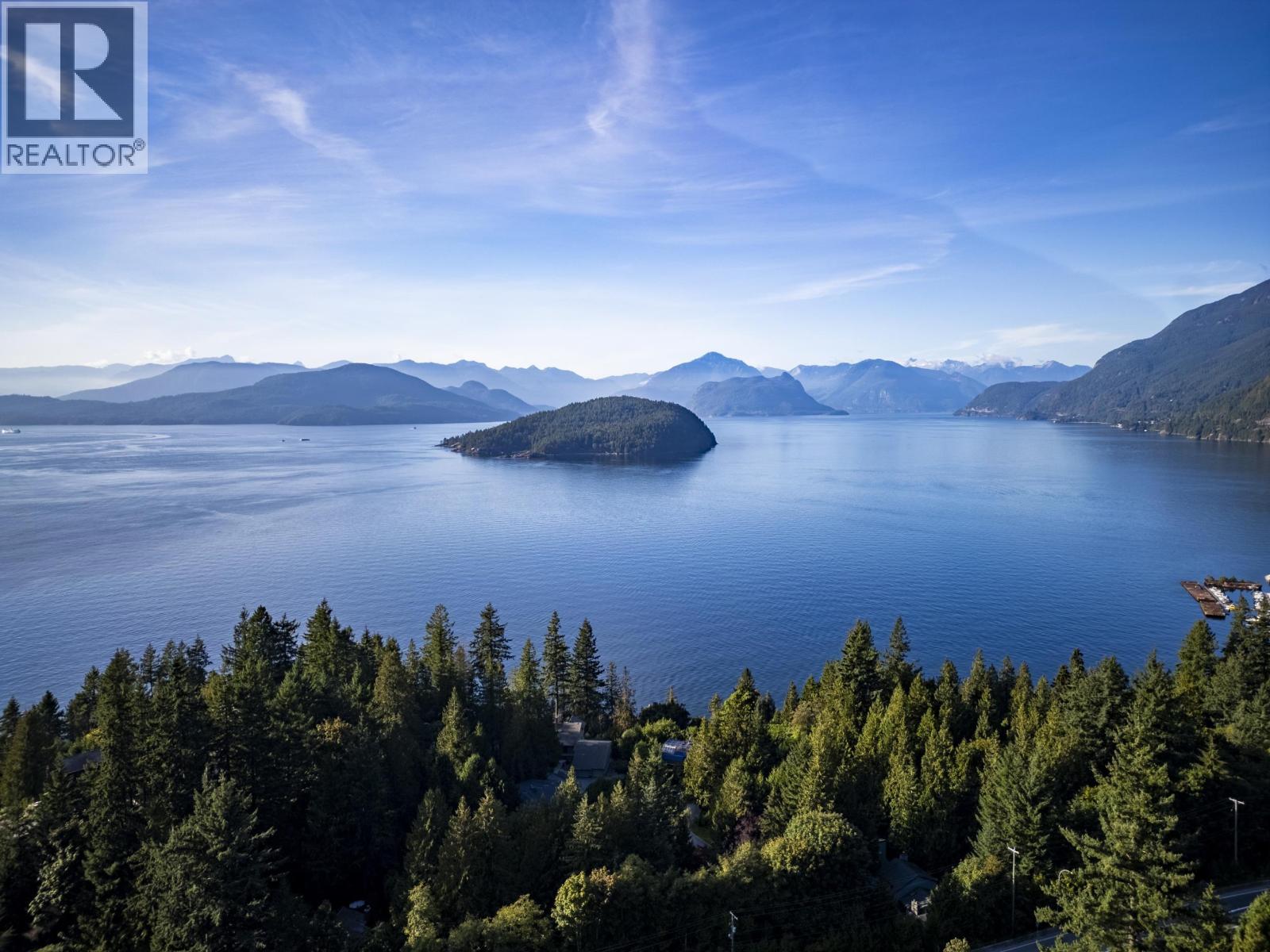 8519 SEASCAPE DRIVE, West Vancouver