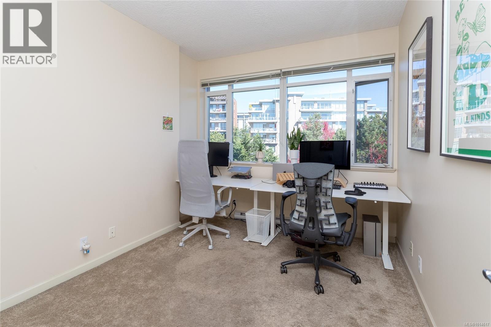 606 827 Fairfield Rd, Victoria