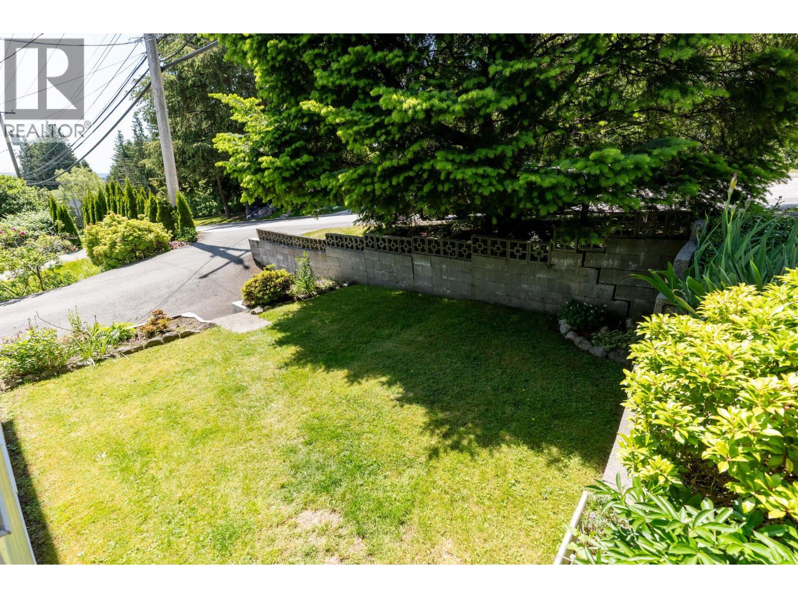 4370 MOUNTAIN HIGHWAY, North Vancouver