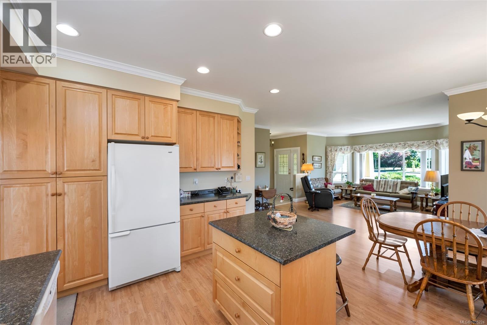 6094 York Rd, Duncan