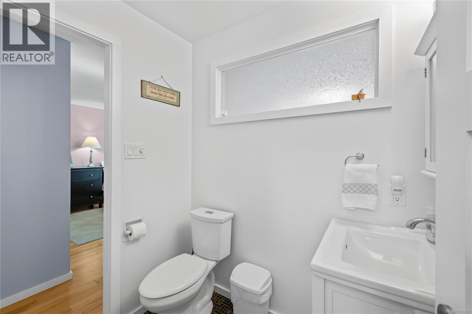 2530 Spring Beach Dr, Gabriola Island