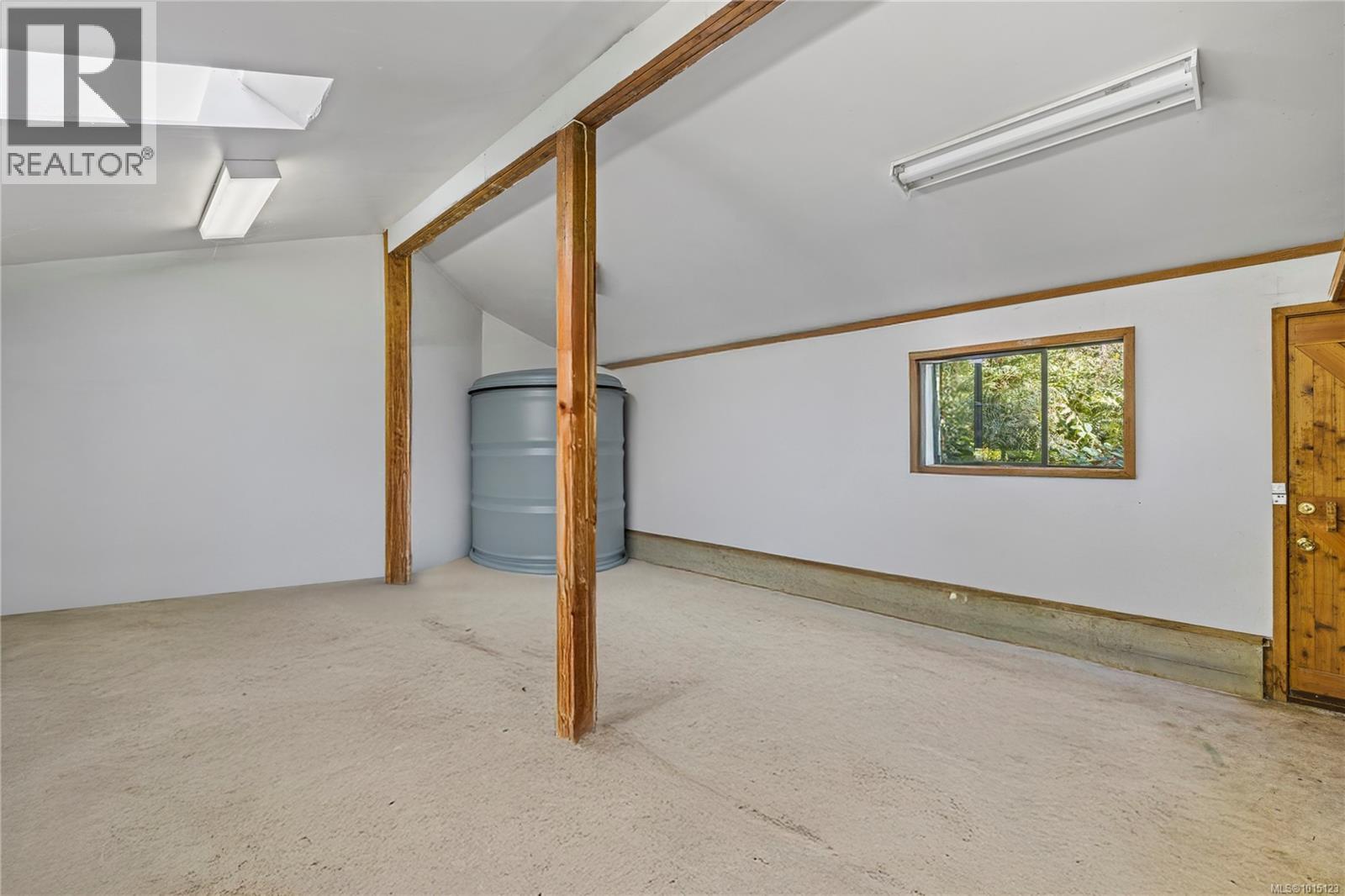 2530 Spring Beach Dr, Gabriola Island