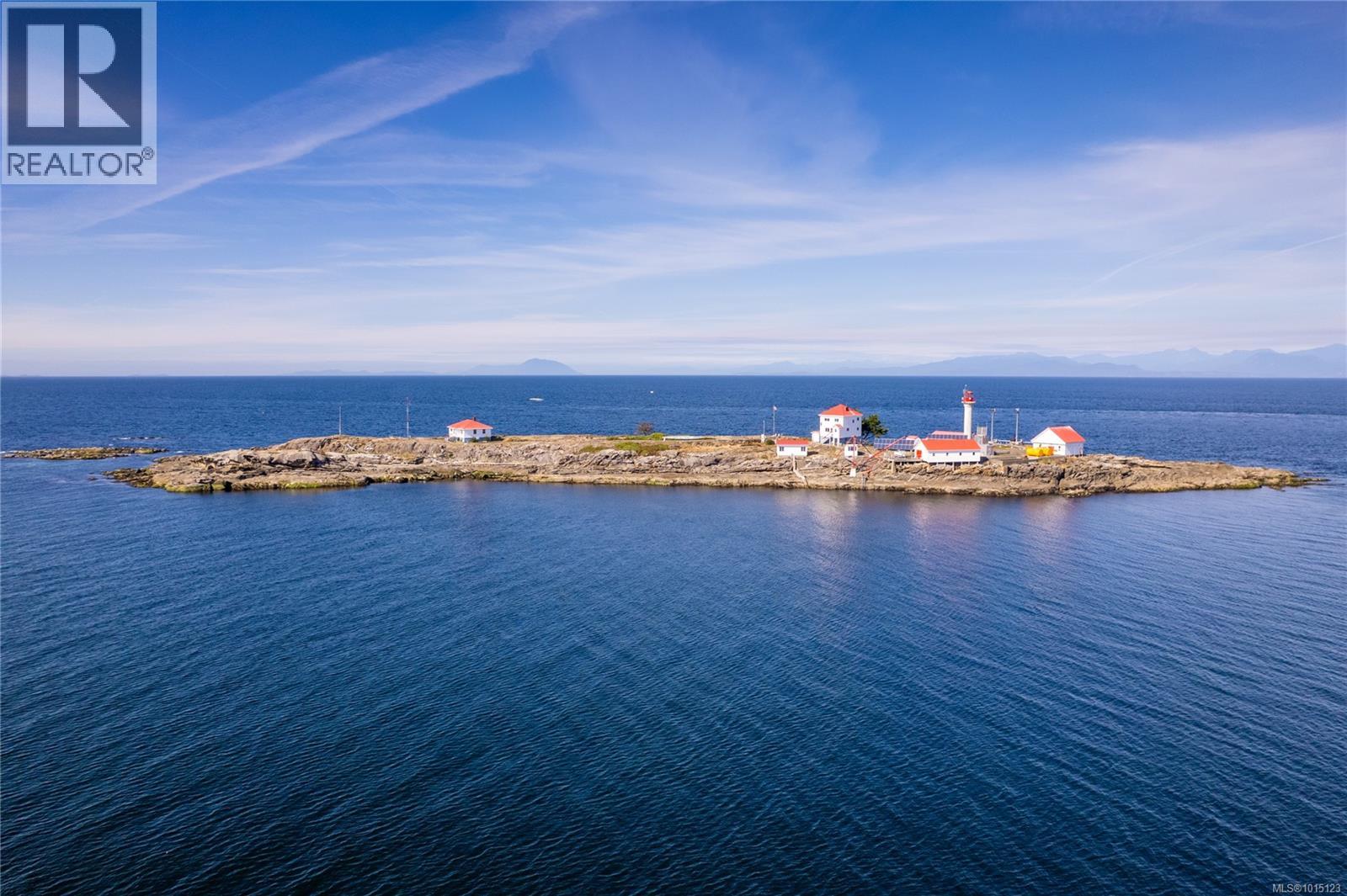 2530 Spring Beach Dr, Gabriola Island