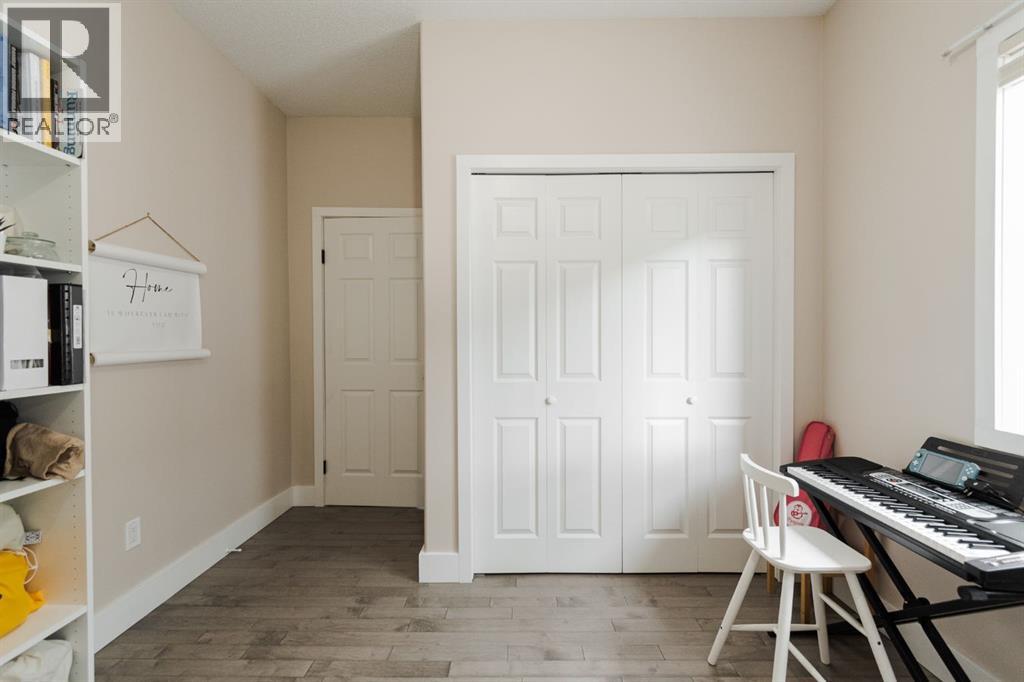 7104 Hughes Avenue, Fort McMurray