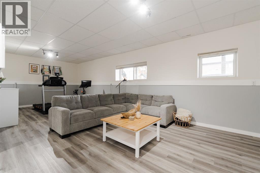 7104 Hughes Avenue, Fort McMurray