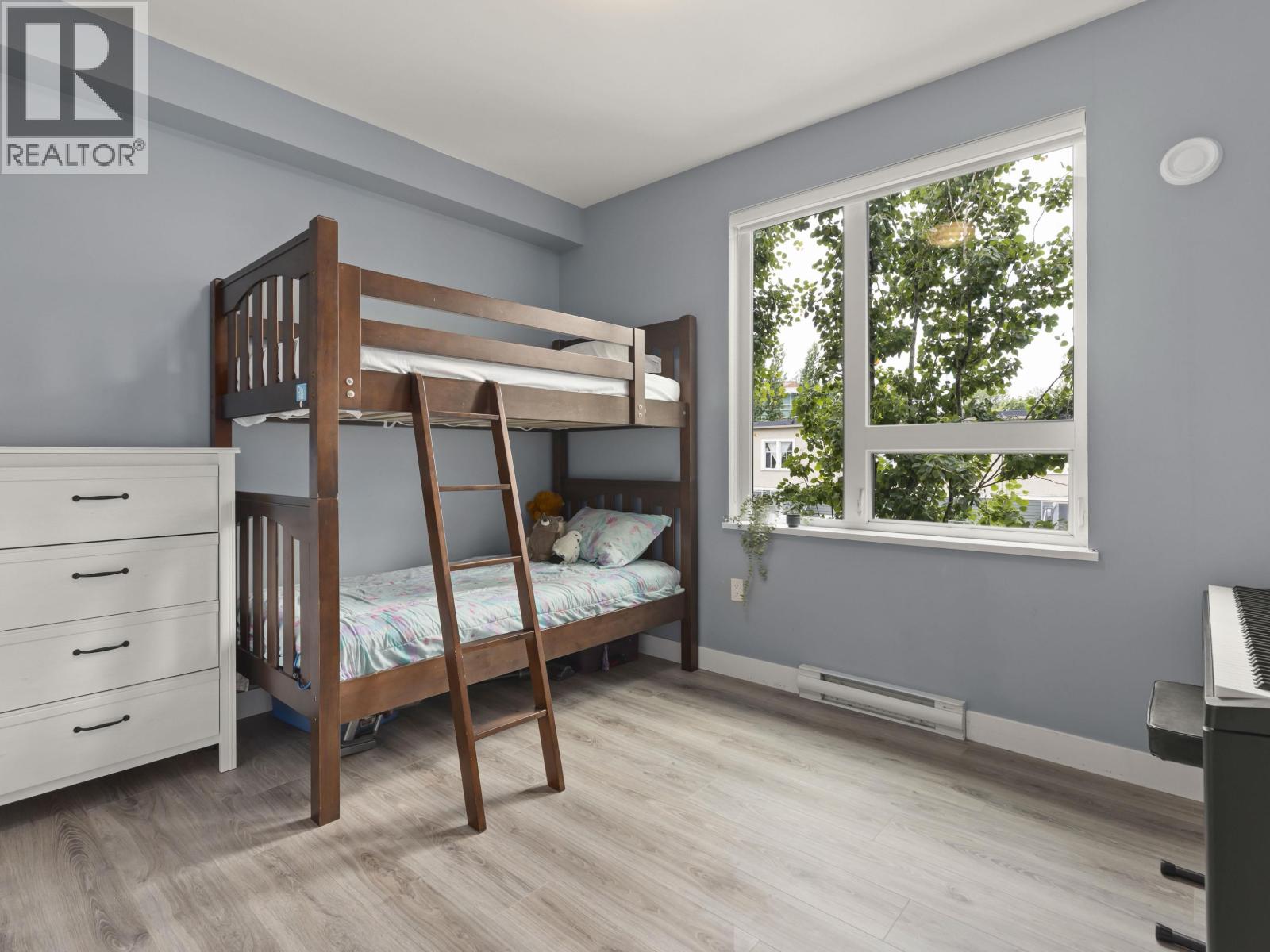 303 1327 DRAYCOTT ROAD, North Vancouver