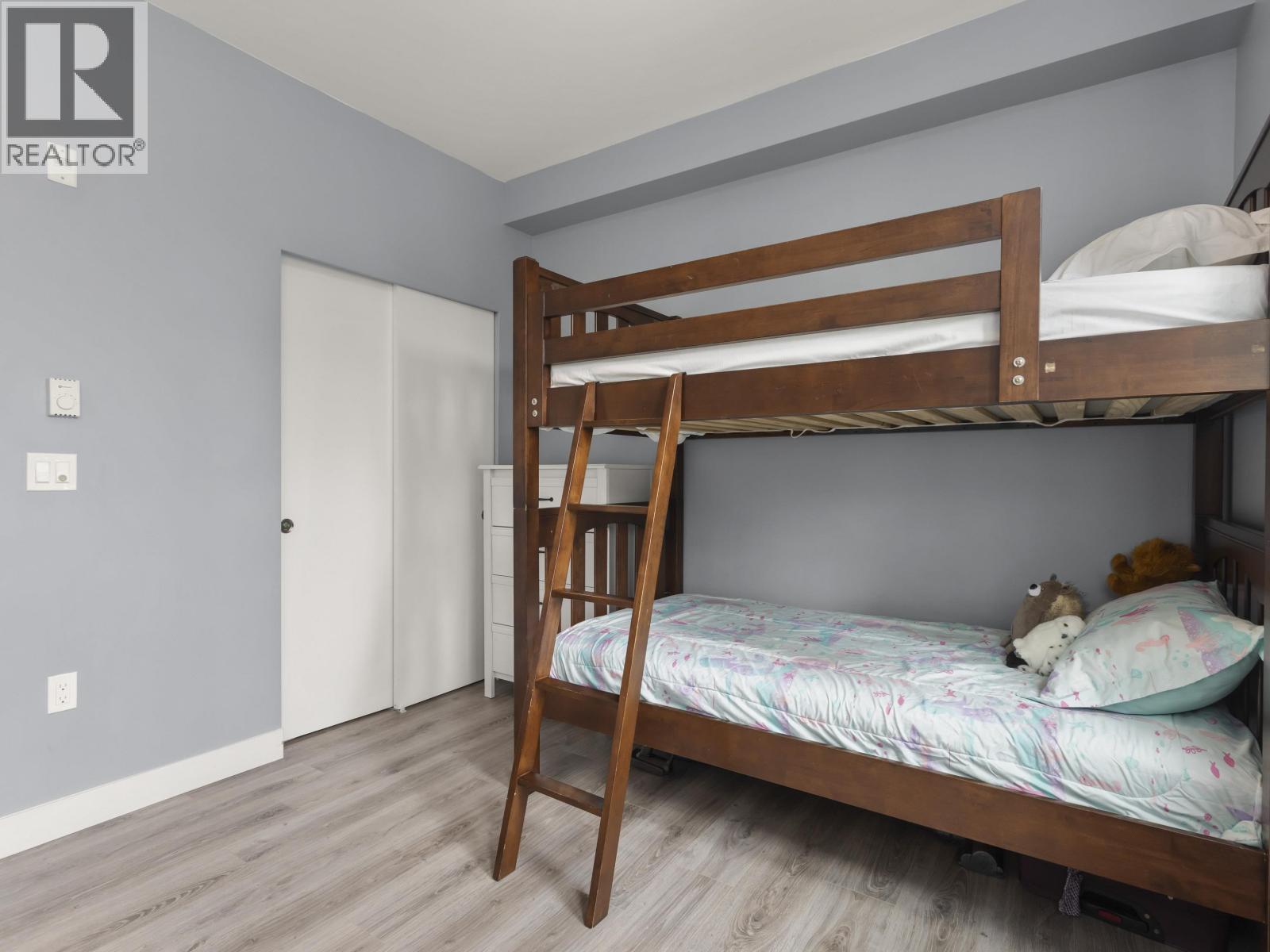 303 1327 DRAYCOTT ROAD, North Vancouver