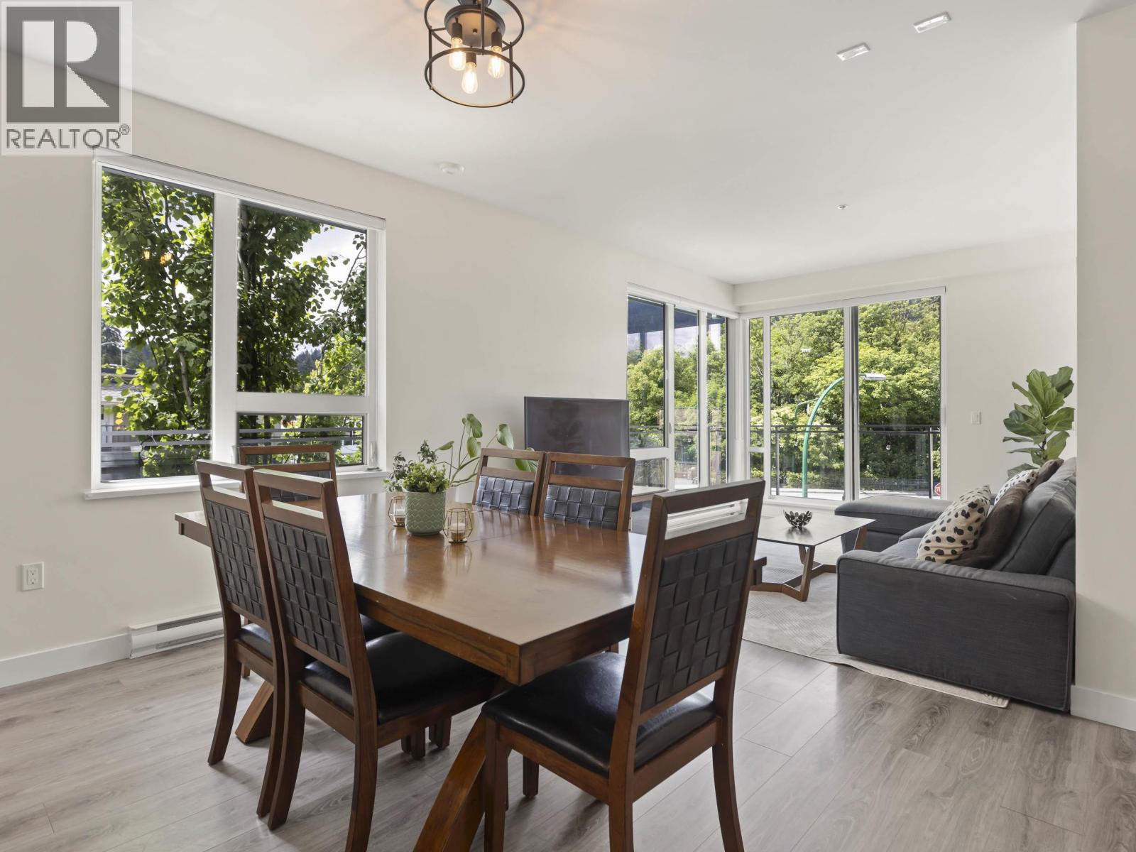 303 1327 DRAYCOTT ROAD, North Vancouver