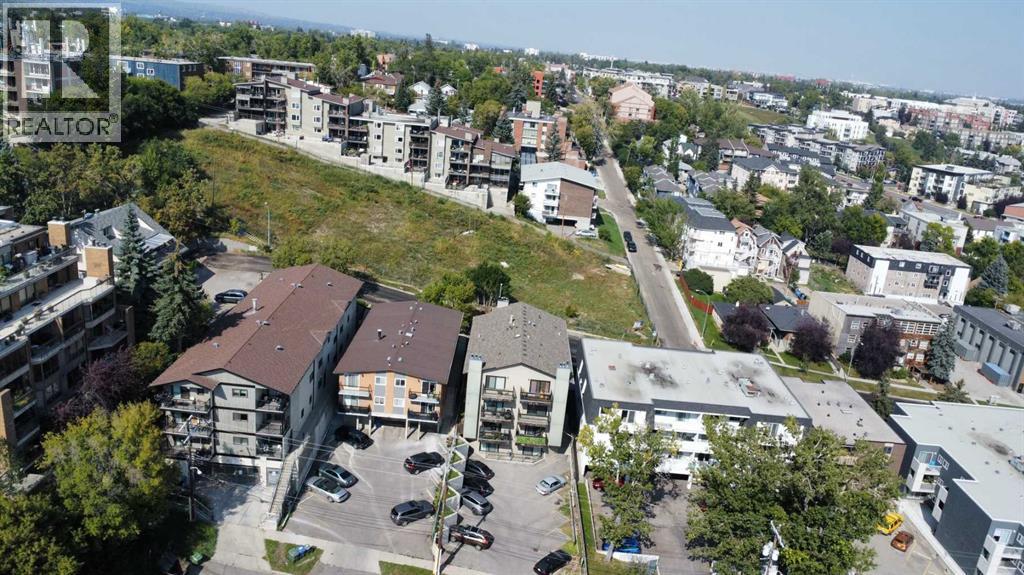 Single Family House for Sale in    Avenue NE Crescent Heights Calgary 