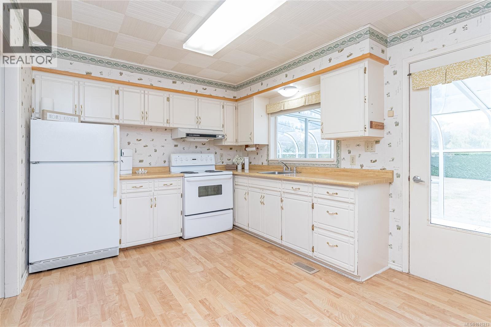  3359 Cowichan Lake Road, Lake Cowichan