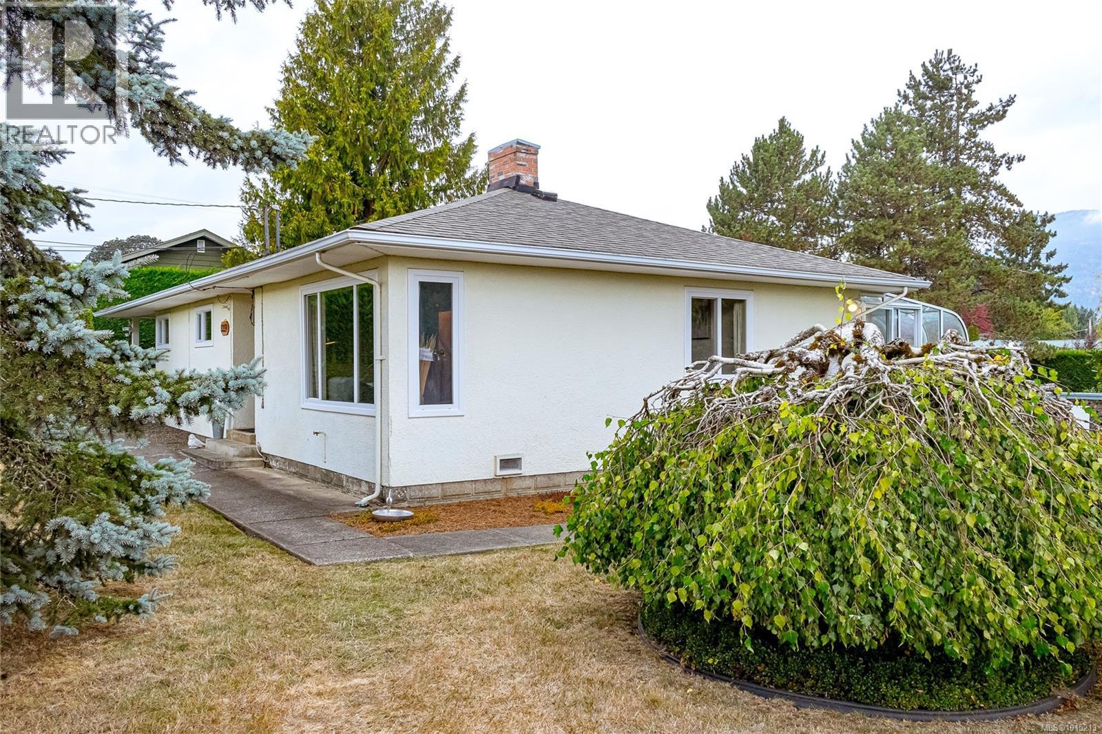  3359 Cowichan Lake Road, Lake Cowichan