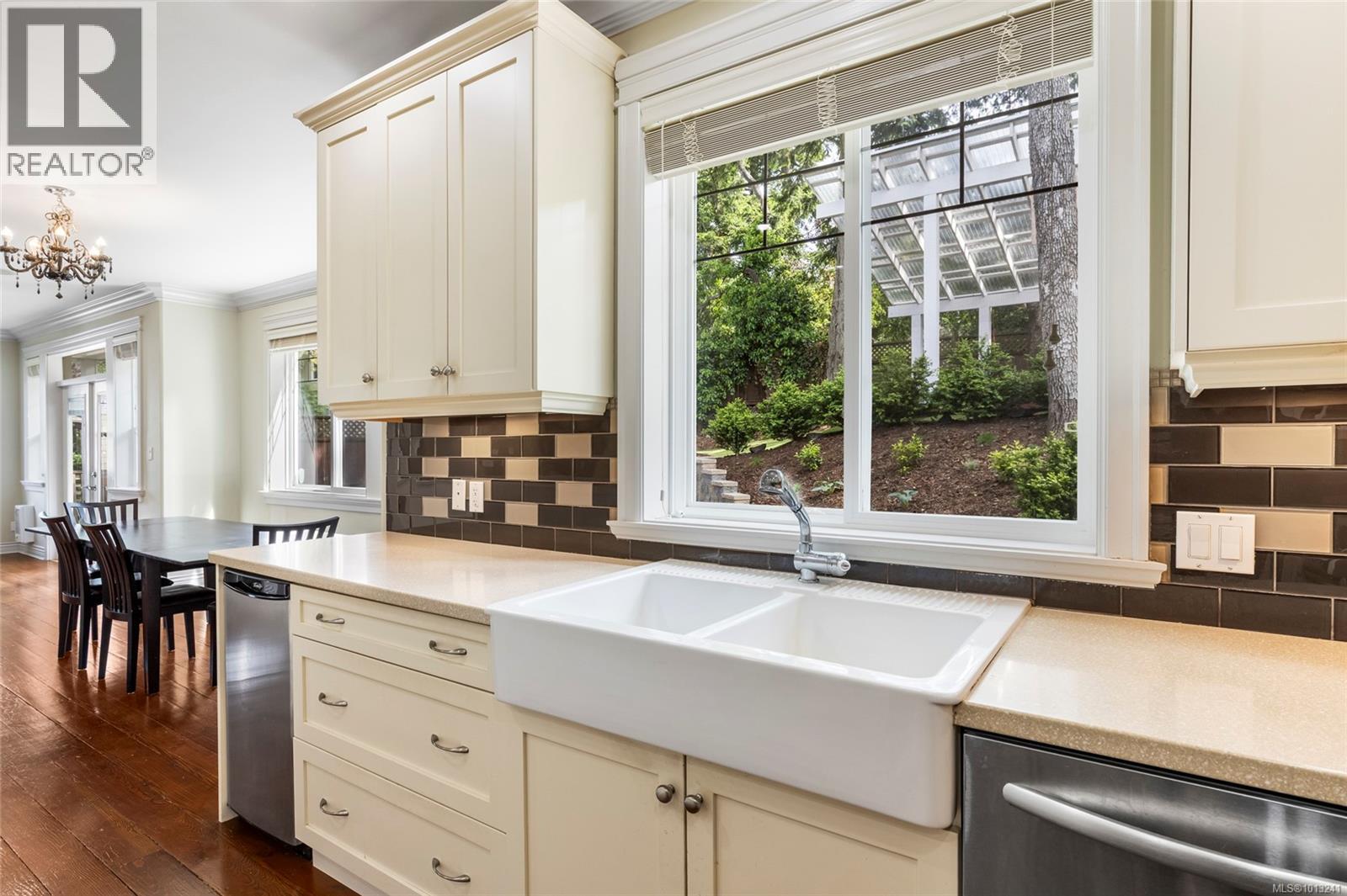  3927 Druce Lane, Saanich