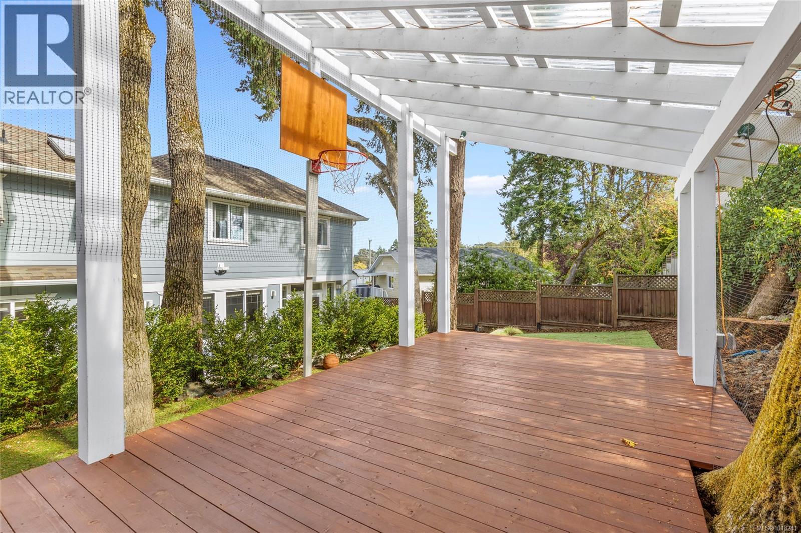  3927 Druce Lane, Saanich