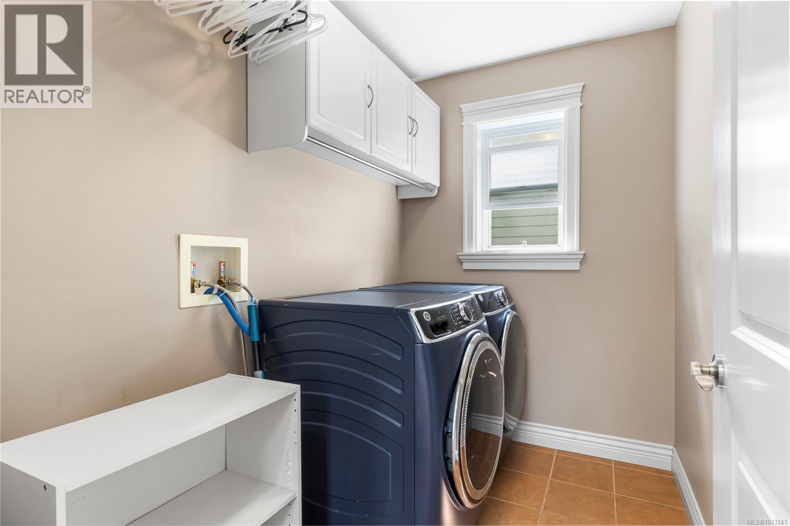  3927 Druce Lane, Saanich