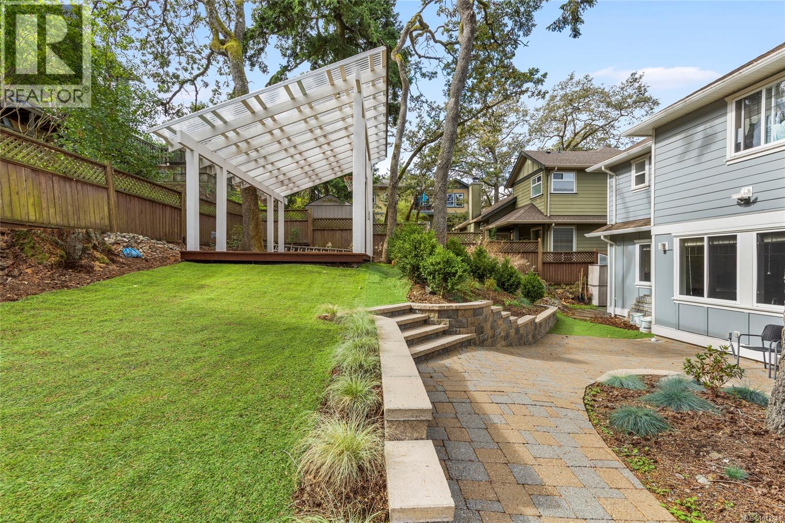  3927 Druce Lane, Saanich