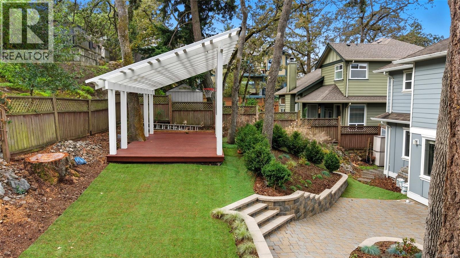  3927 Druce Lane, Saanich