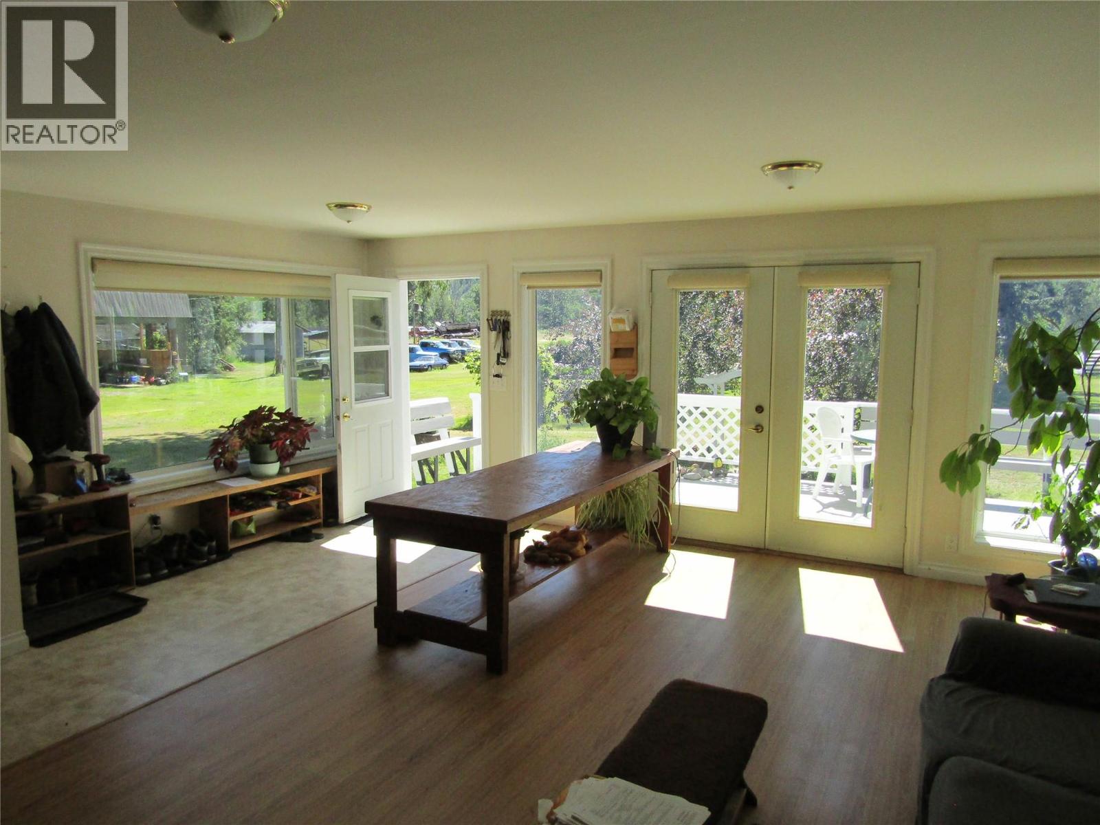 3260 Christian Valley Road, Westbridge