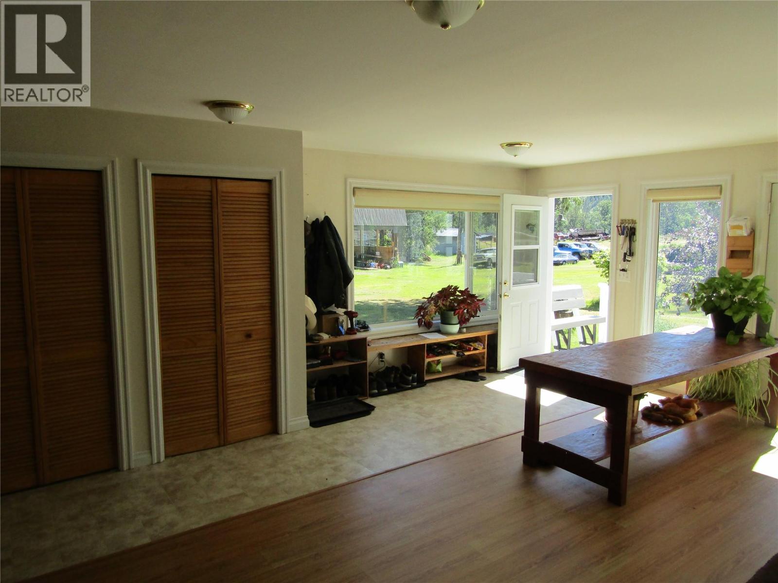 3260 Christian Valley Road, Westbridge
