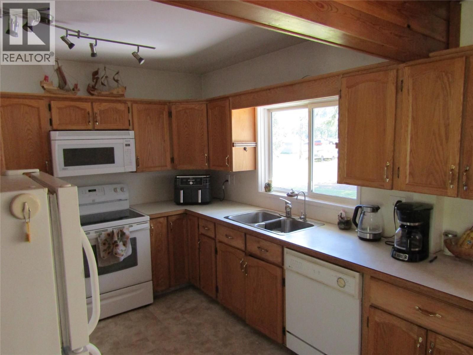 3260 Christian Valley Road, Westbridge