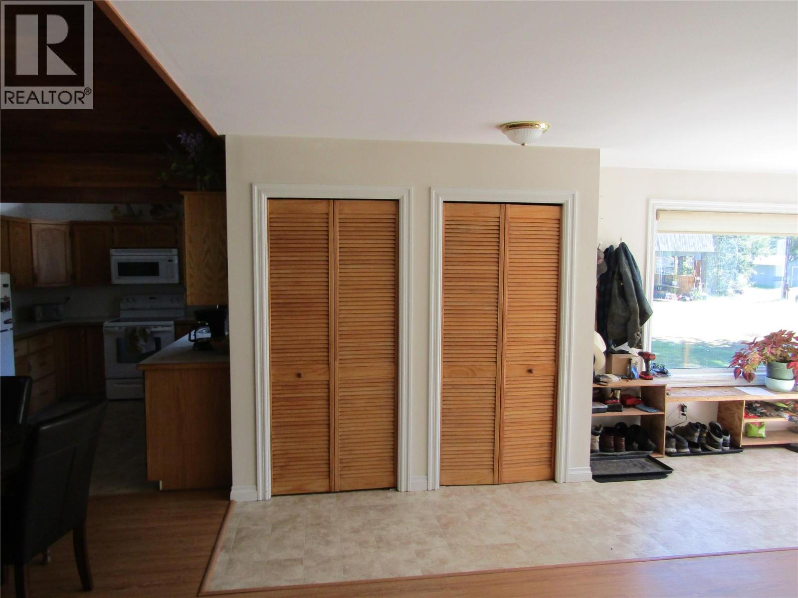 3260 Christian Valley Road, Westbridge