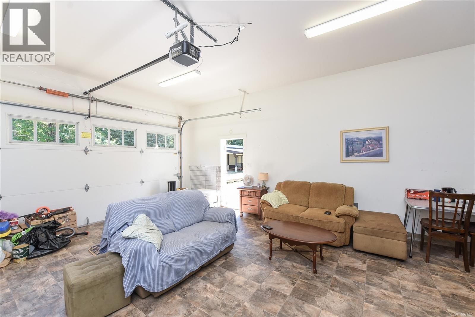 3476/3470 Heather Rd, Black Creek