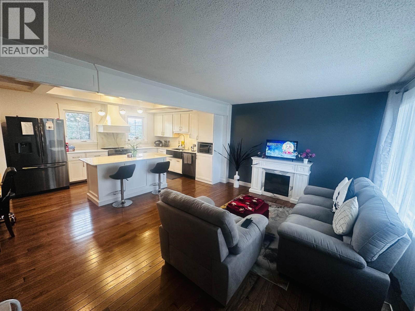 406 4TH Avenue, Burns Lake