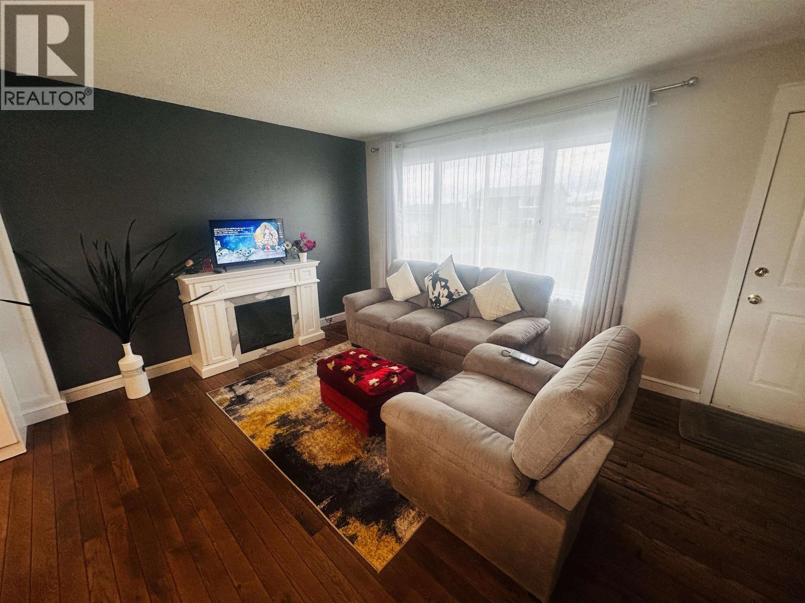 406 4TH Avenue, Burns Lake