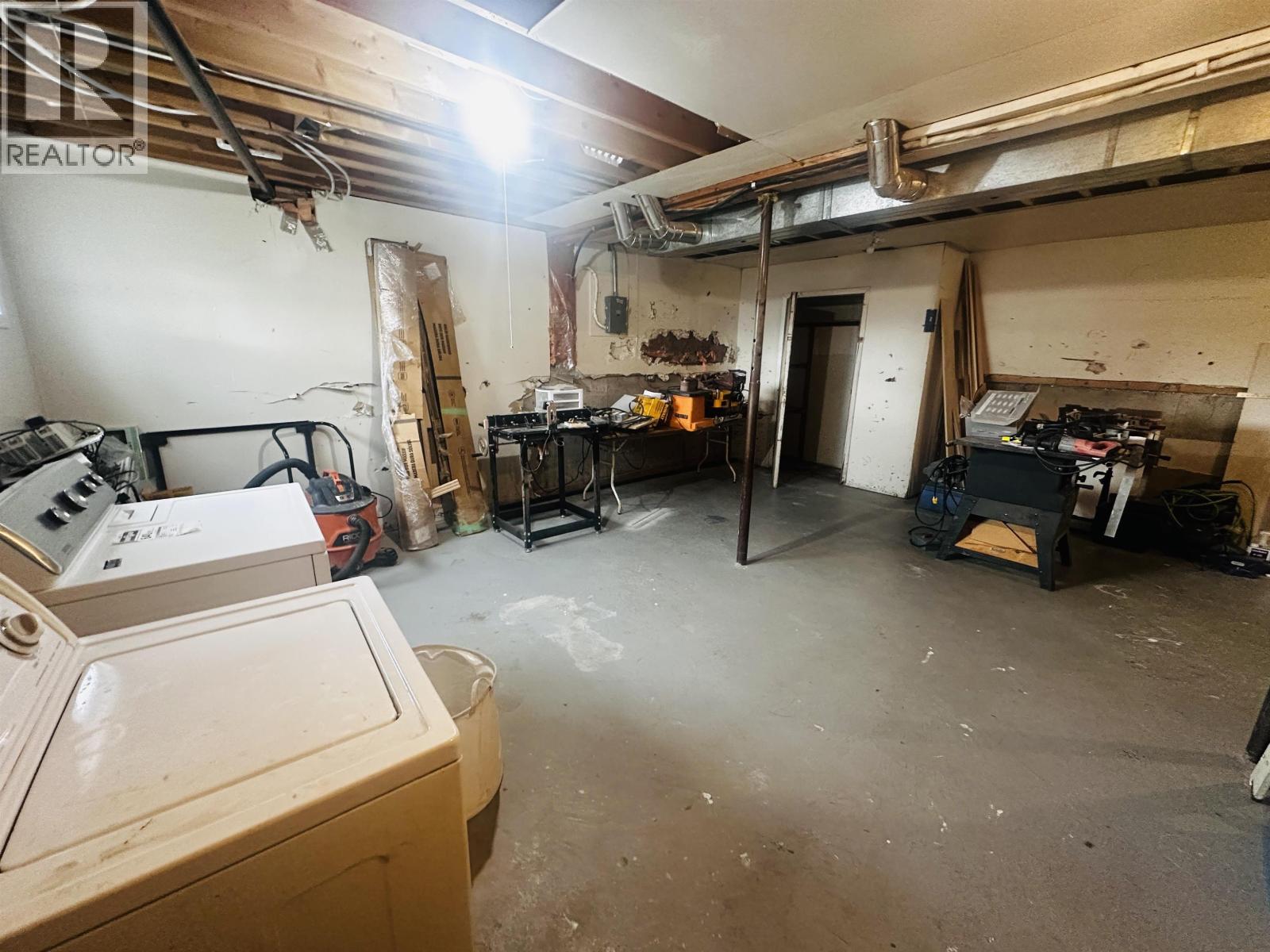 406 4TH Avenue, Burns Lake