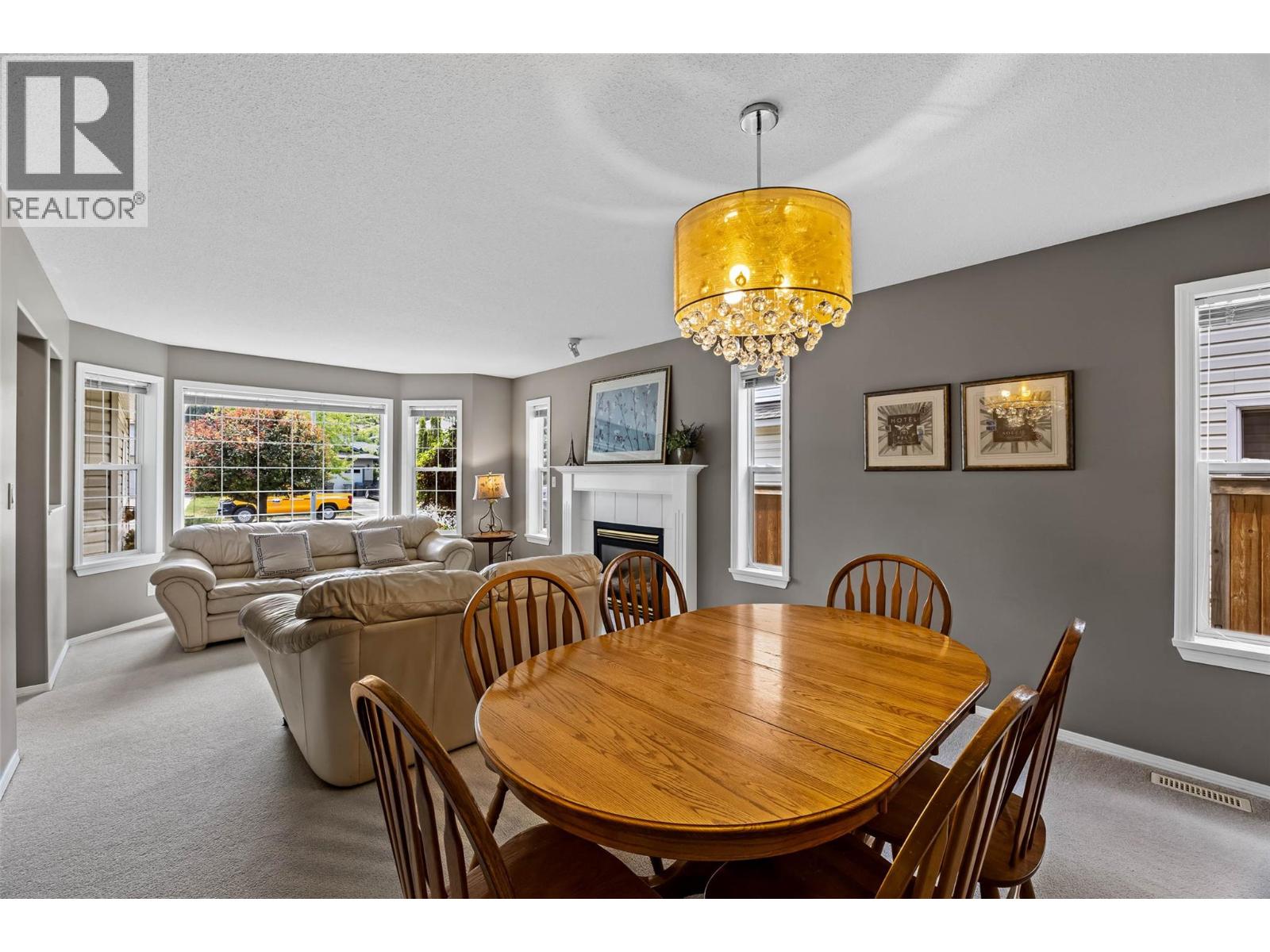 1927 Fir Place, Kamloops