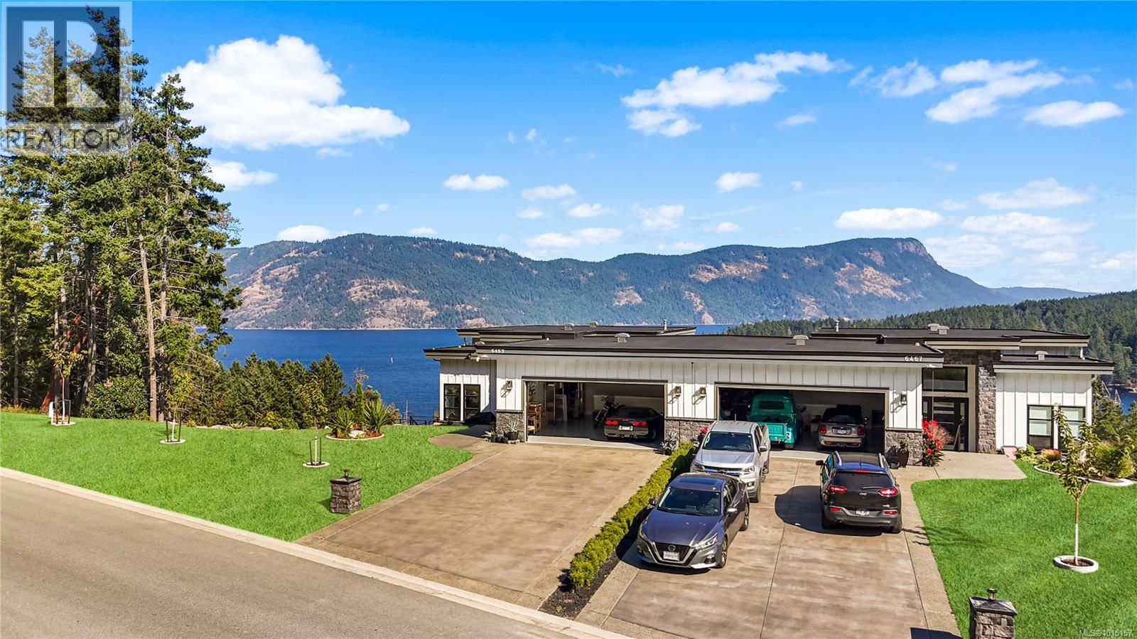 6469 Marine Cres, Duncan