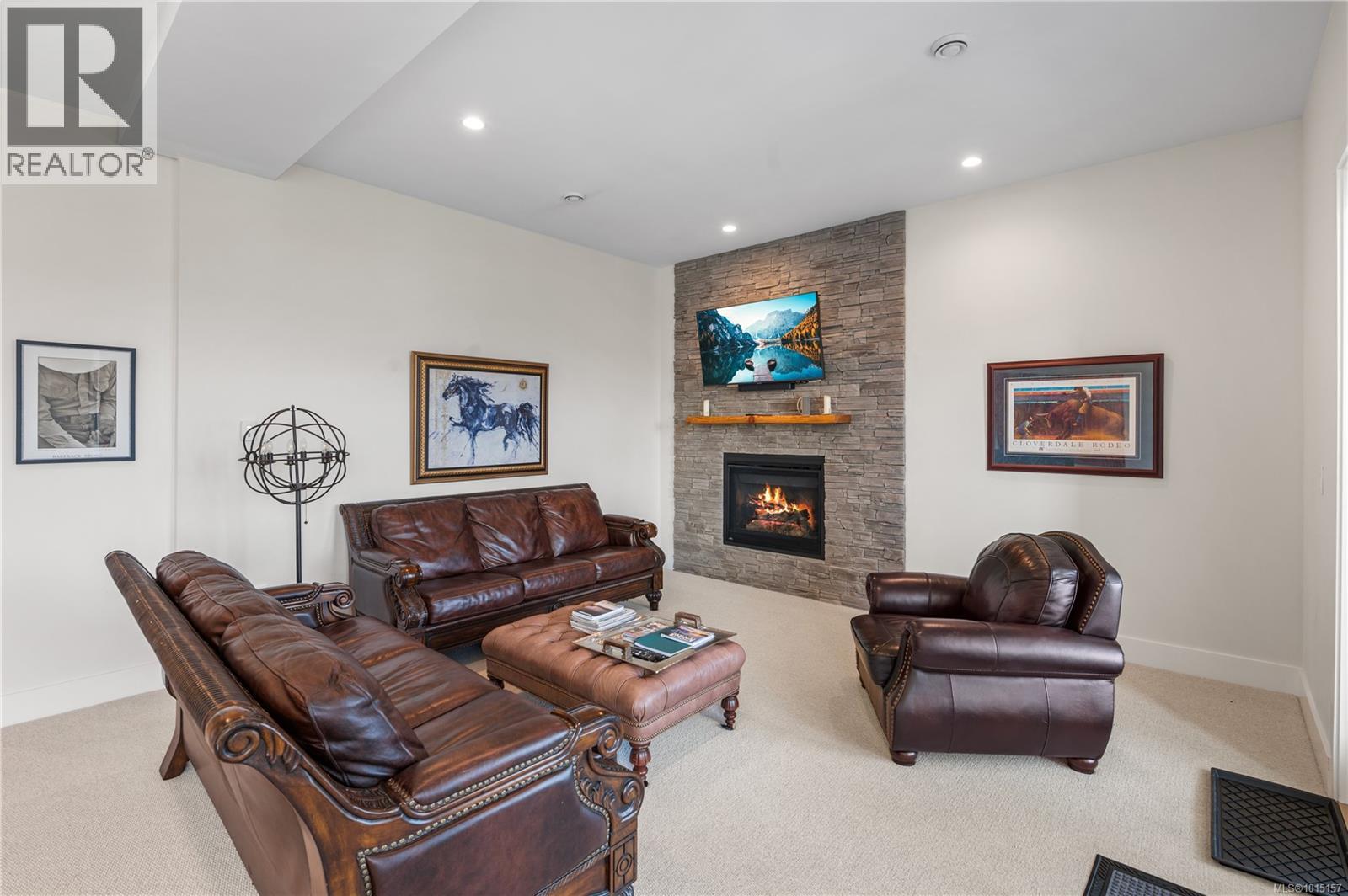 6469 Marine Cres, Duncan