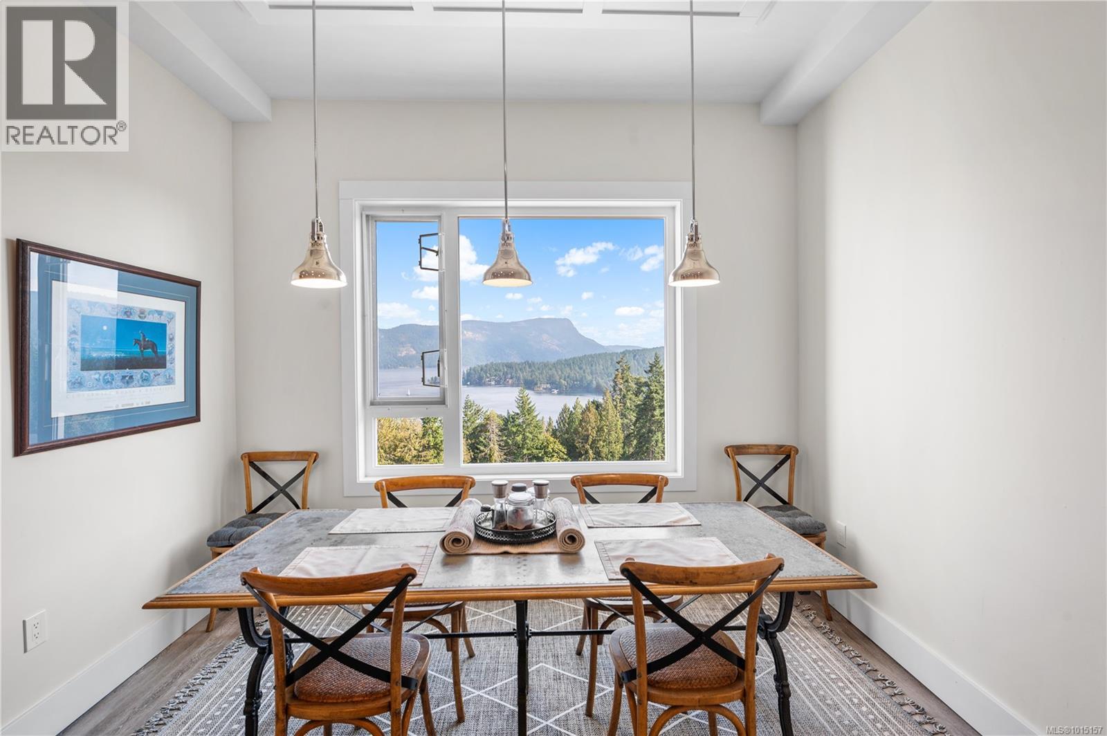 6469 Marine Cres, Duncan
