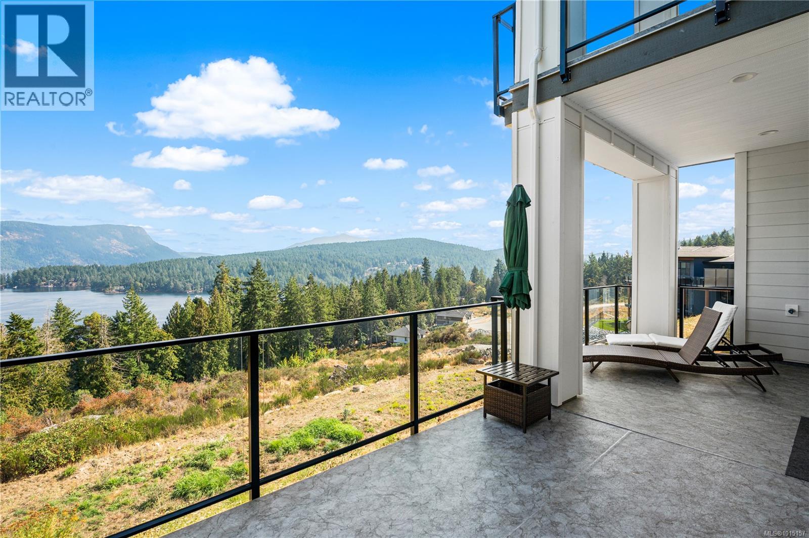 6469 Marine Cres, Duncan