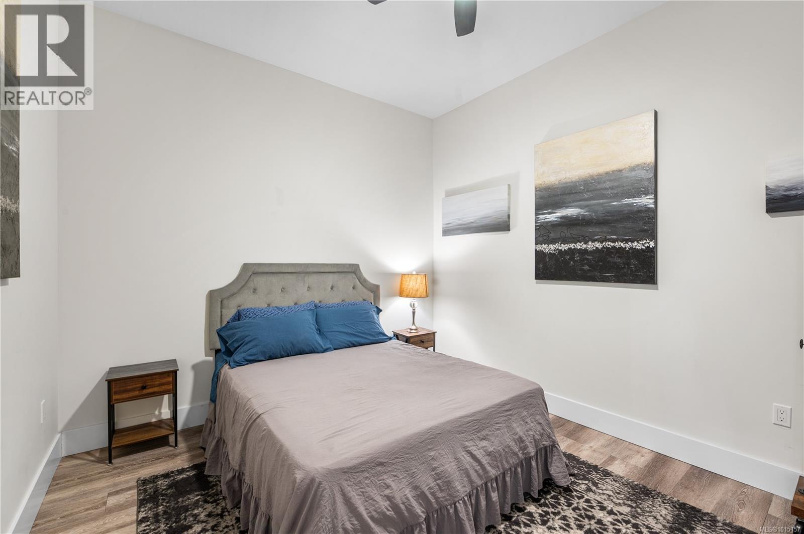 6469 Marine Cres, Duncan