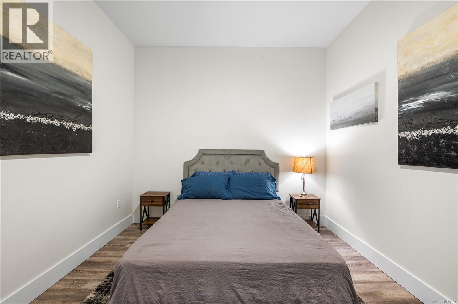 6469 Marine Cres, Duncan