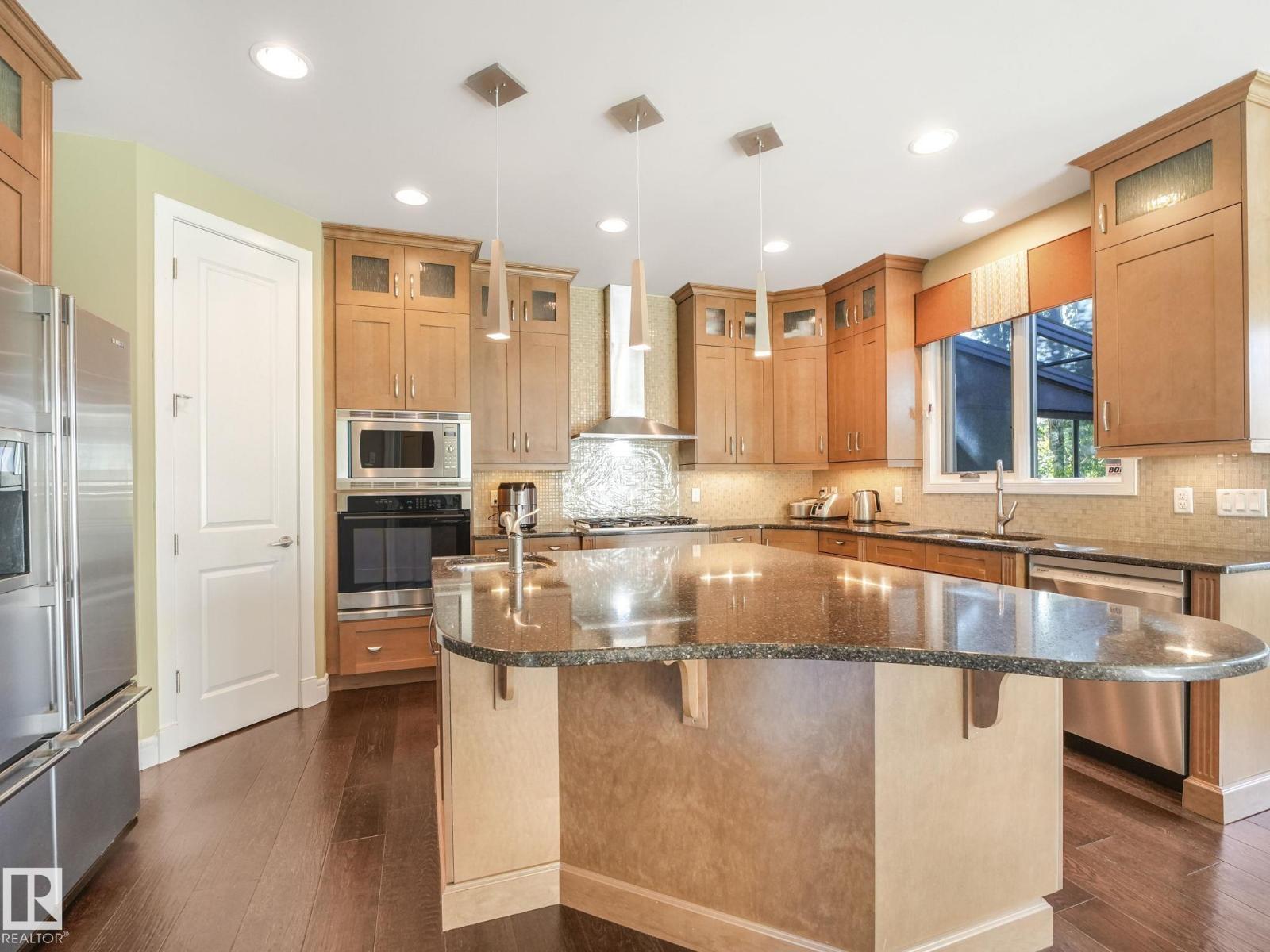 2408 MARTELL CR NW, Edmonton