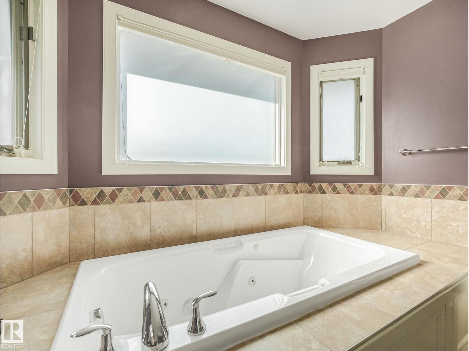 2408 MARTELL CR NW, Edmonton