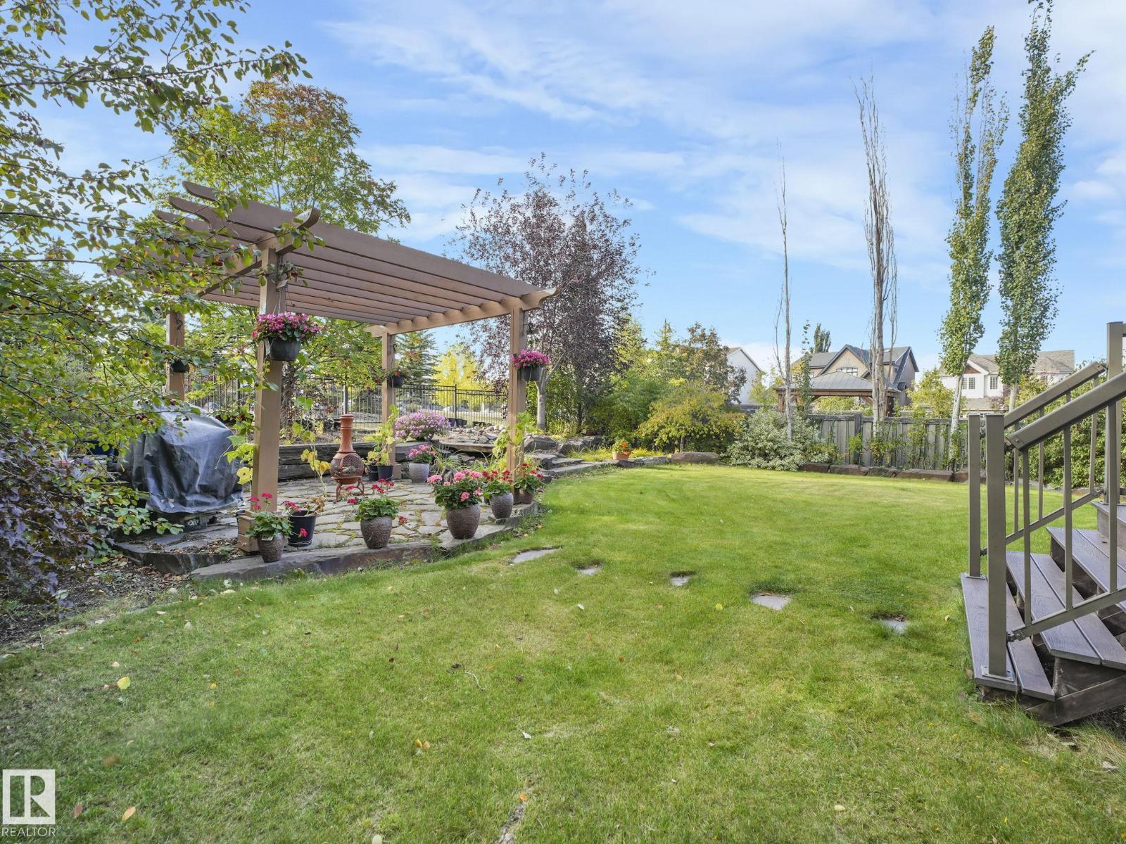 2408 MARTELL CR NW, Edmonton