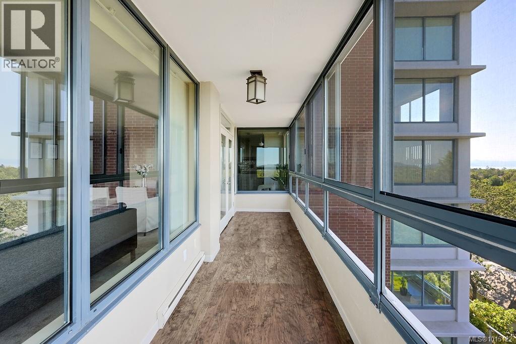 405 1033 Belmont Avenue, Victoria