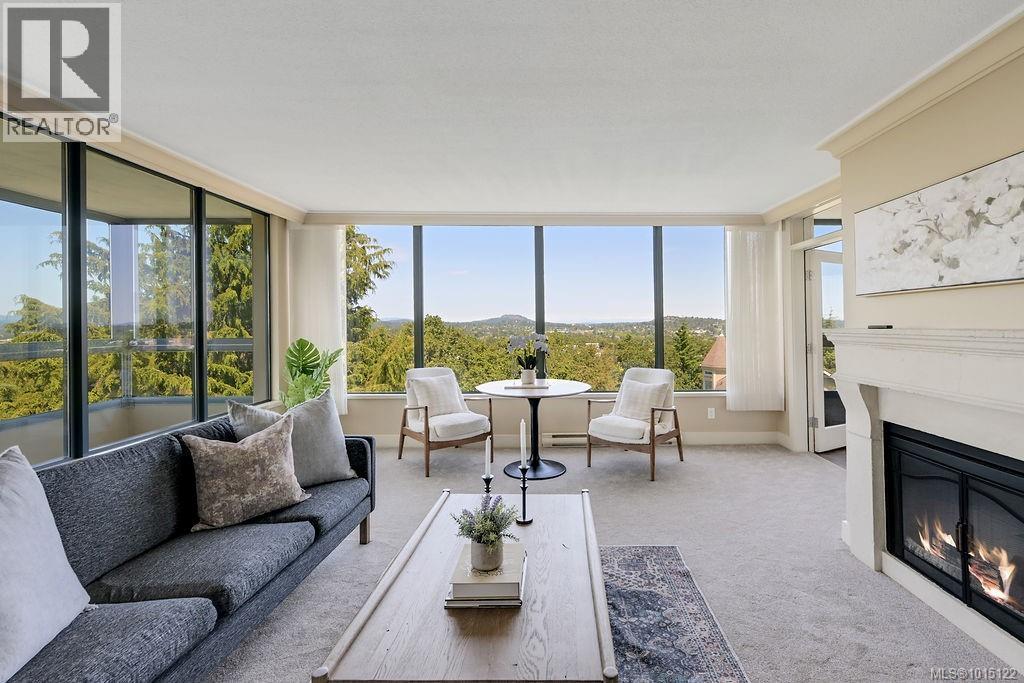 405 1033 Belmont Avenue, Victoria