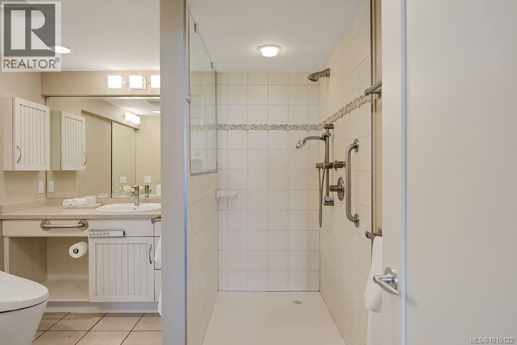 405 1033 Belmont Avenue, Victoria