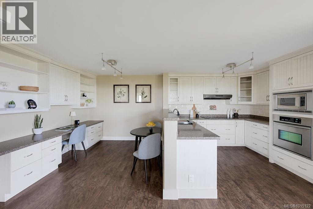 405 1033 Belmont Avenue, Victoria