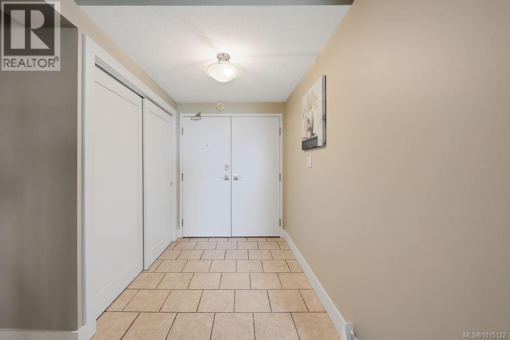 405 1033 Belmont Avenue, Victoria