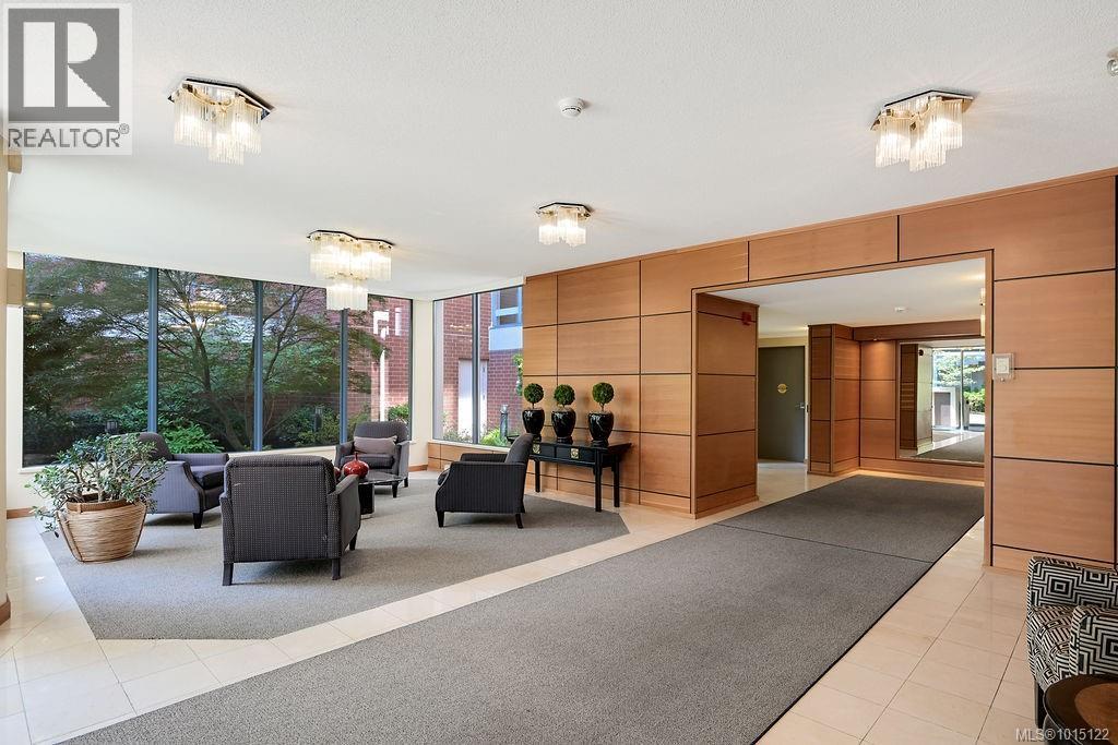 405 1033 Belmont Avenue, Victoria