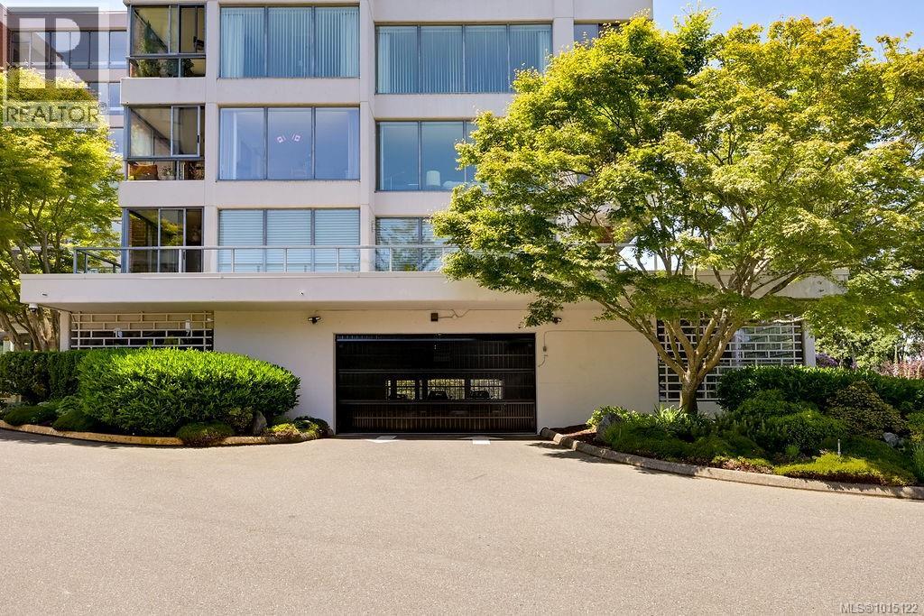405 1033 Belmont Avenue, Victoria
