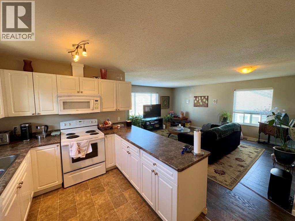 1323/1325 101 Avenue, Dawson Creek
